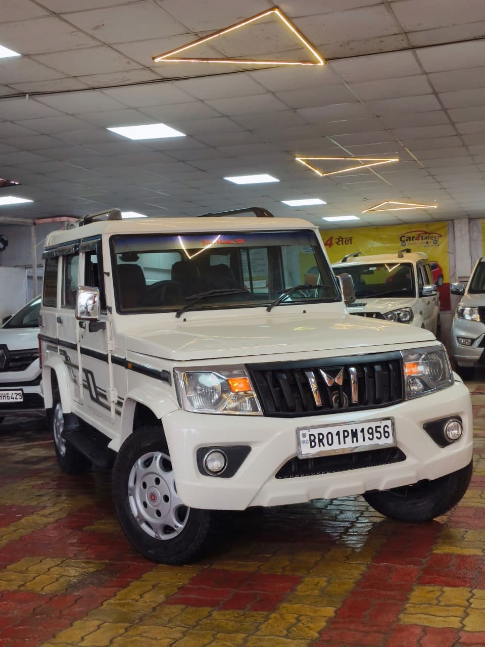 MAHINDRA BOLERO B6 O BS