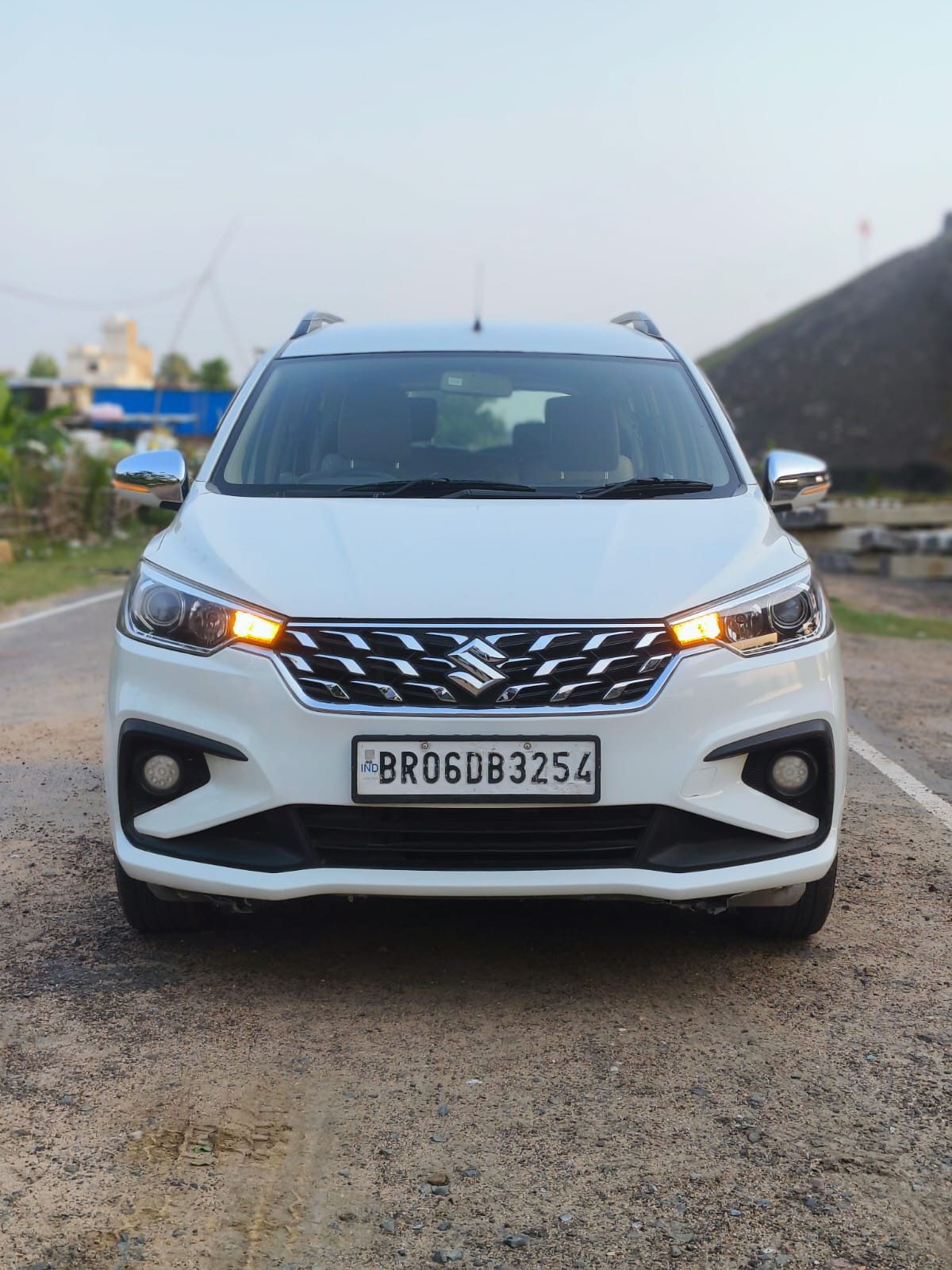 ERTIGA SMART HYBRID VXI (O)