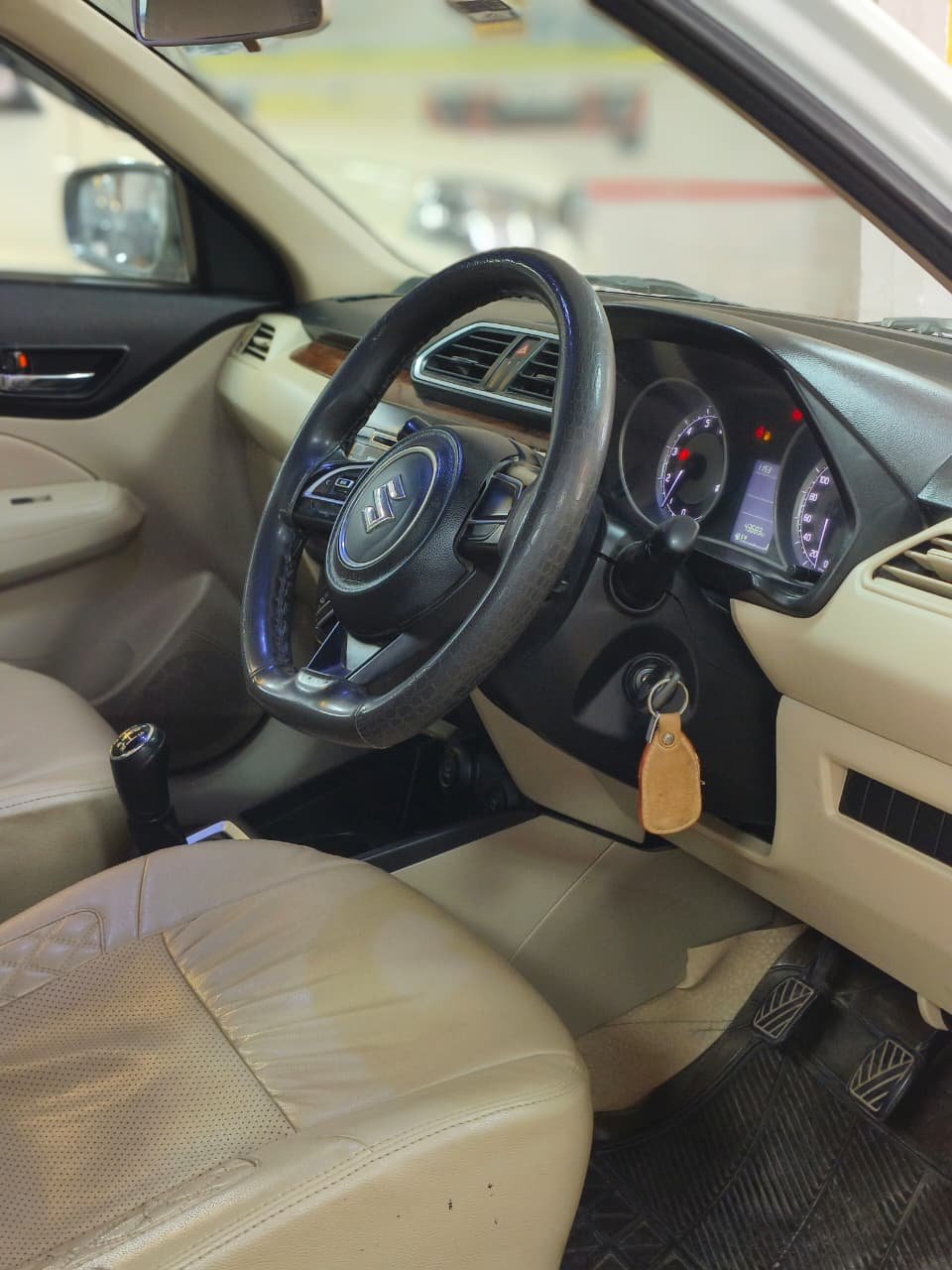 MARUTI SUZUKI DZIRE VXI