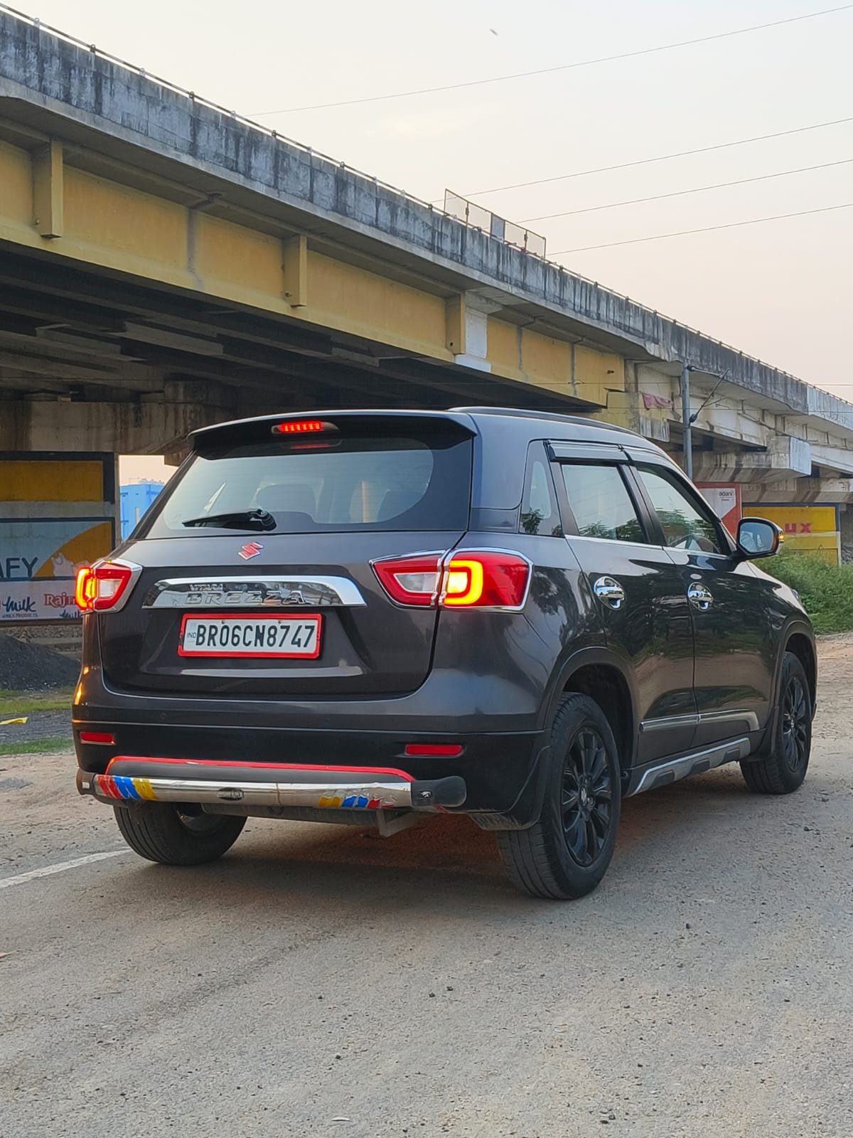 BREZZA ZXI