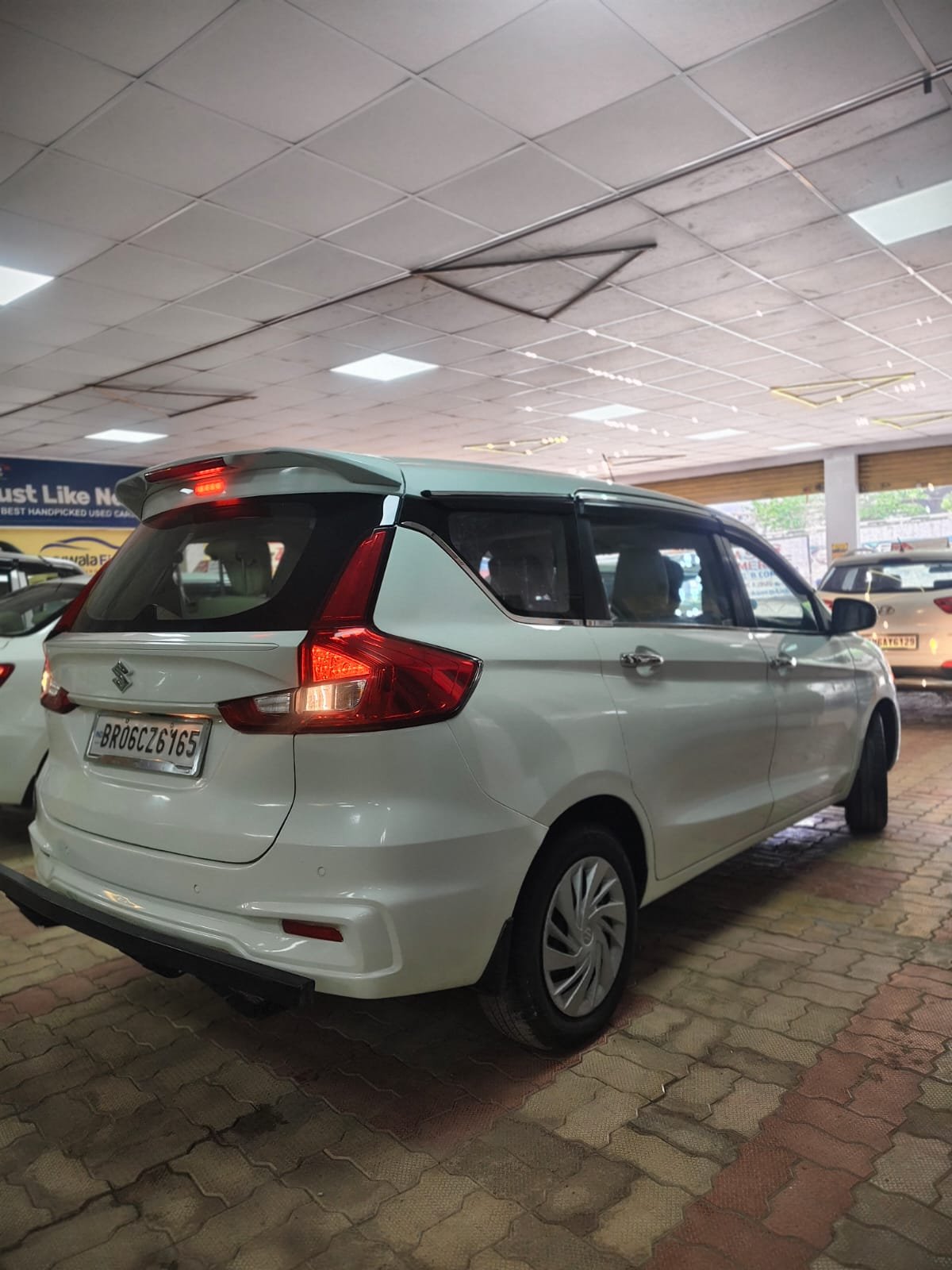 MARUTI SUZUKI ERTIGA VXI CNG