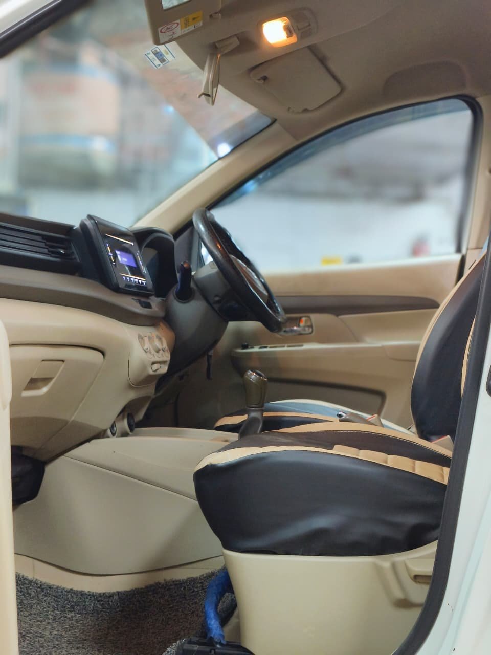 MARUTI ERTIGA SMART HYBRID VXI