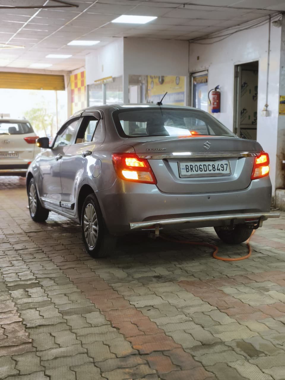 MARUTI SUZUKI DZIRE ZXI