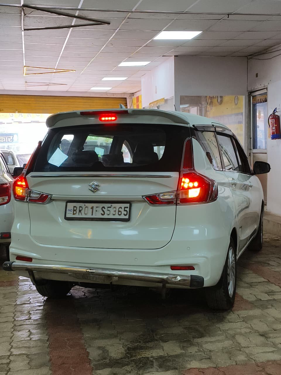 MARUTI ERTIGA SMART HYBRID VXI