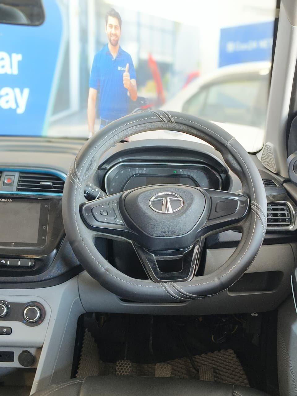 TATA TIAGO XZ 1.2 RNT BS6