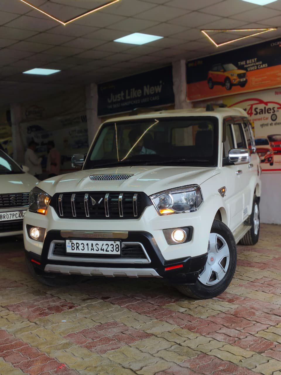 MAHINDRA SCORPIO S5 2.2 MHAWK-140HP