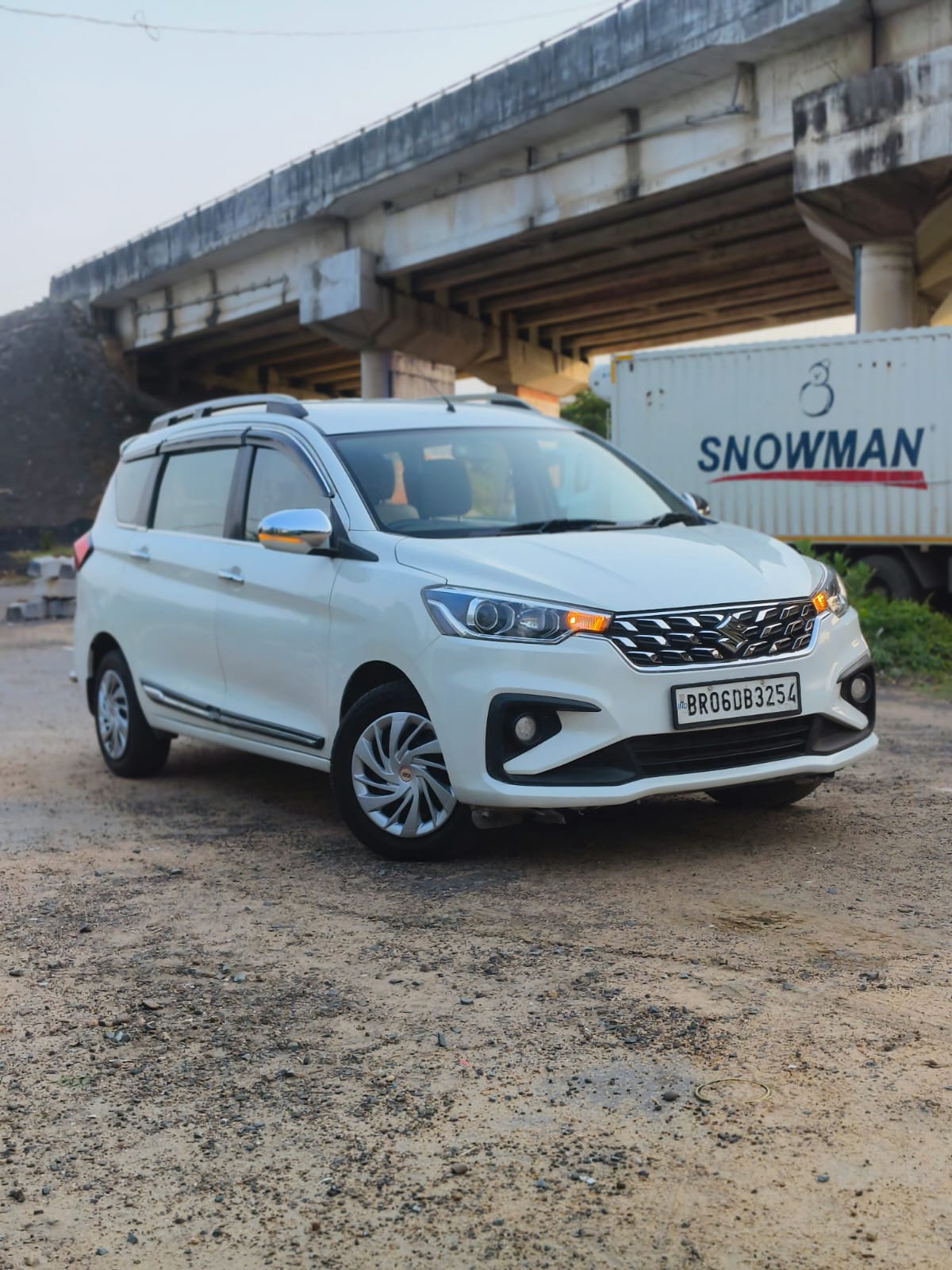 ERTIGA SMART HYBRID VXI (O)