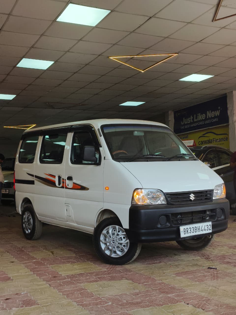 MARUTI SUZUKI EECO 5 STR  AC (O)CNG