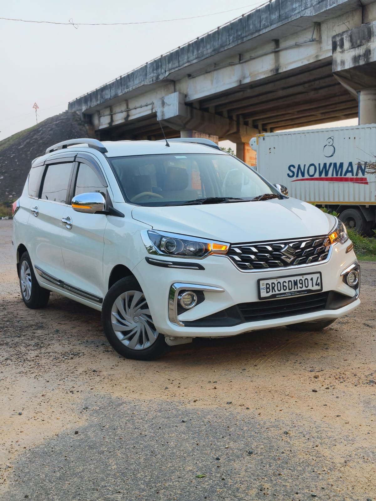 ERTIGA SMART HYBRID VXI (O)