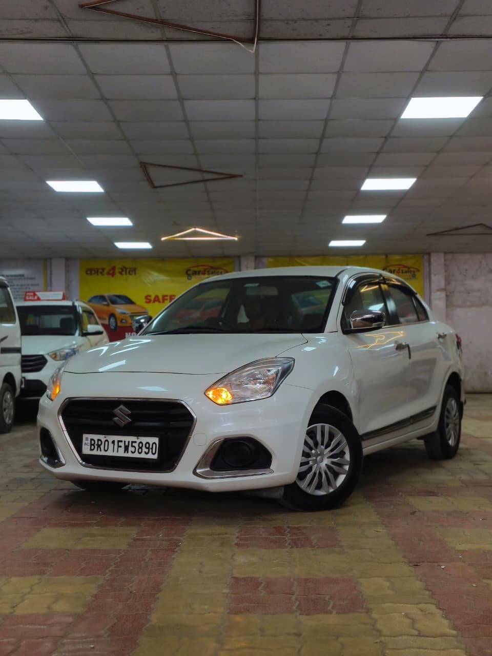 MARUTI SUZUKI DZIRE VXI CNG