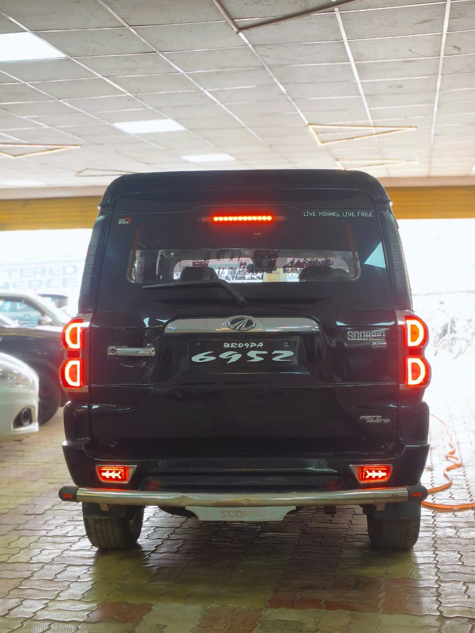 MAHINDRA SCORPIO S11 MH 2W 140