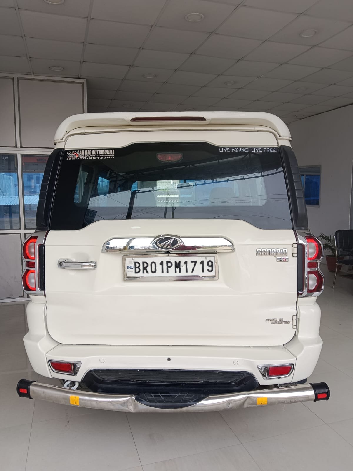 MAHINDRA SCORPIO S5 MH 2W