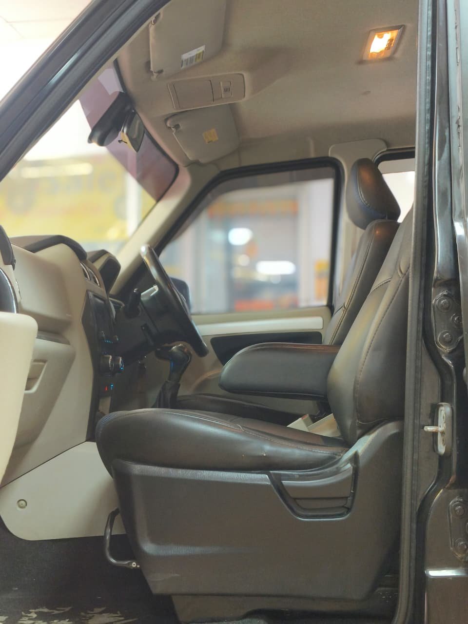 MAHINDRA SCORPIO S11 MH 2W 140