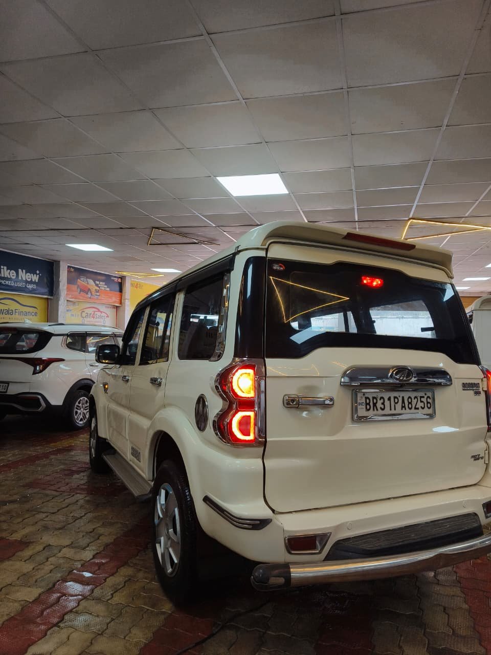 MAHINDRA SCORPIO S5 MH 2W 140