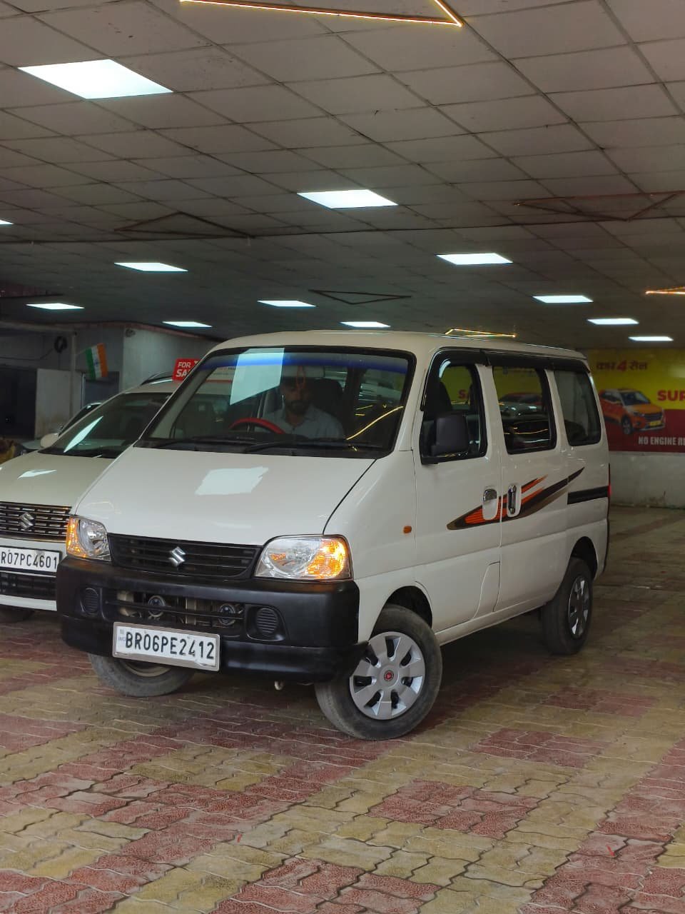 MARUTI EECO 7 SEATER W/O AC