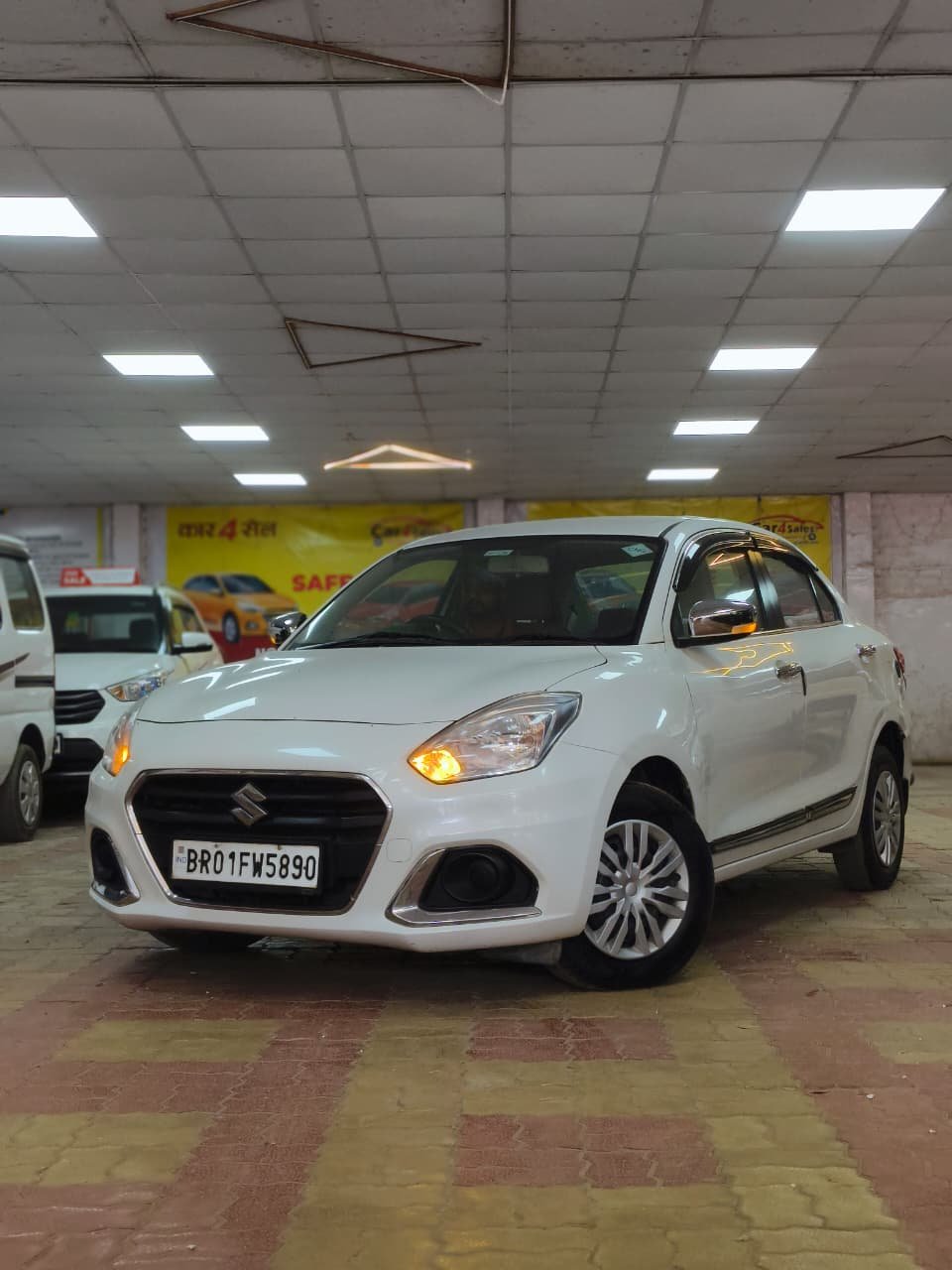 MARUTI SUZUKI DZIRE VXI CNG